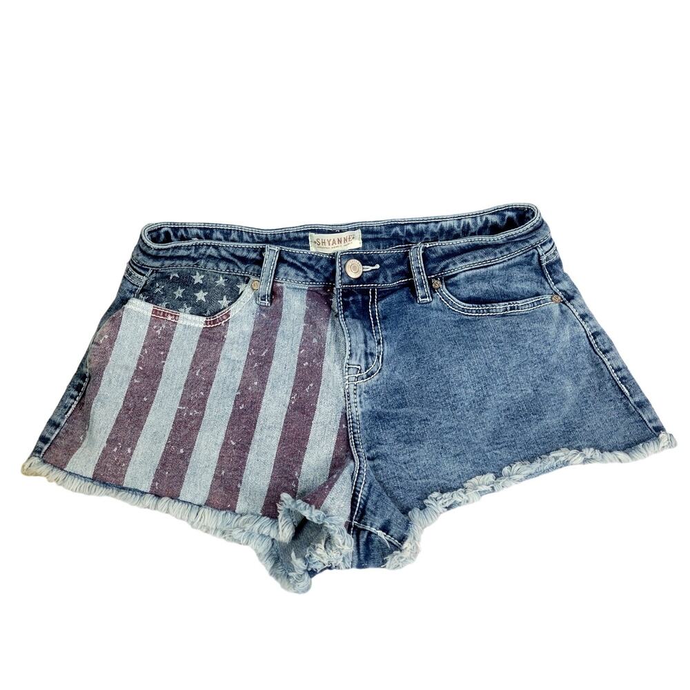 Shyanne Women's High Rise Americana Panel Shorts  Size‎ 28